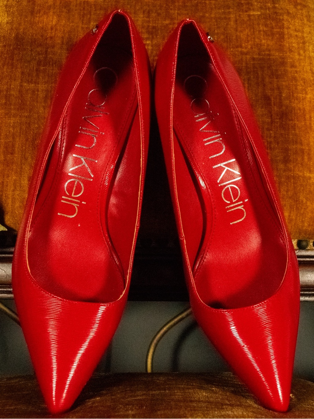 SIZE 10 Calvin Klein Red Pointed Toe Heels